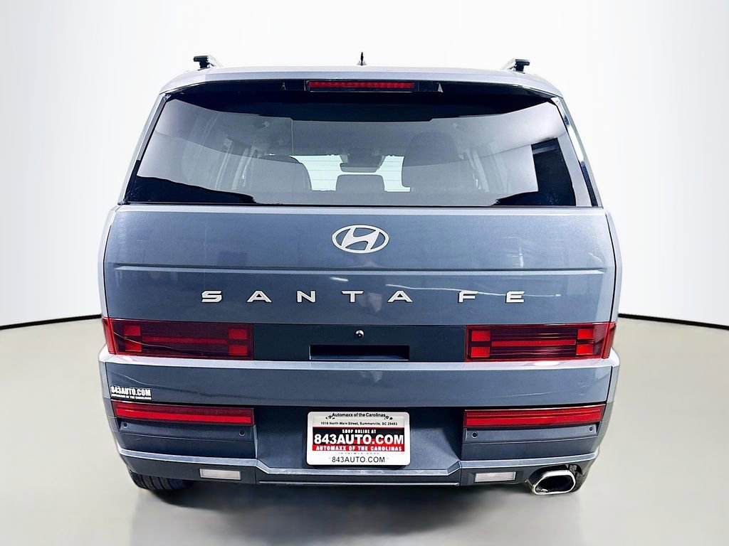 Used 2025 Hyundai Santa Fe SEL FWD image 6