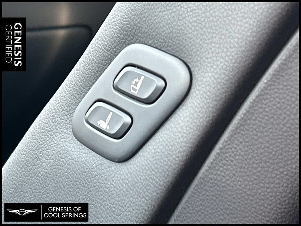 Used 2024 Genesis GV70 2.5T w/ Sport Prestige Package AWD/4WD image 25