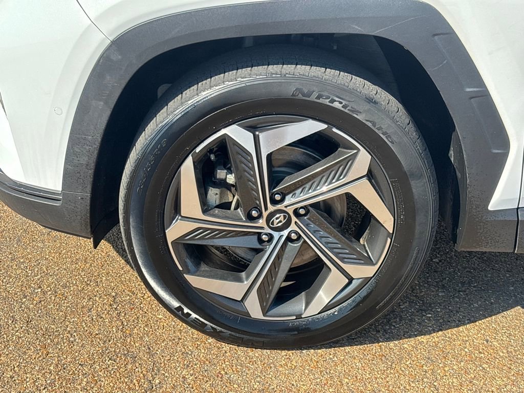 Used 2023 Hyundai Tucson Limited image 25