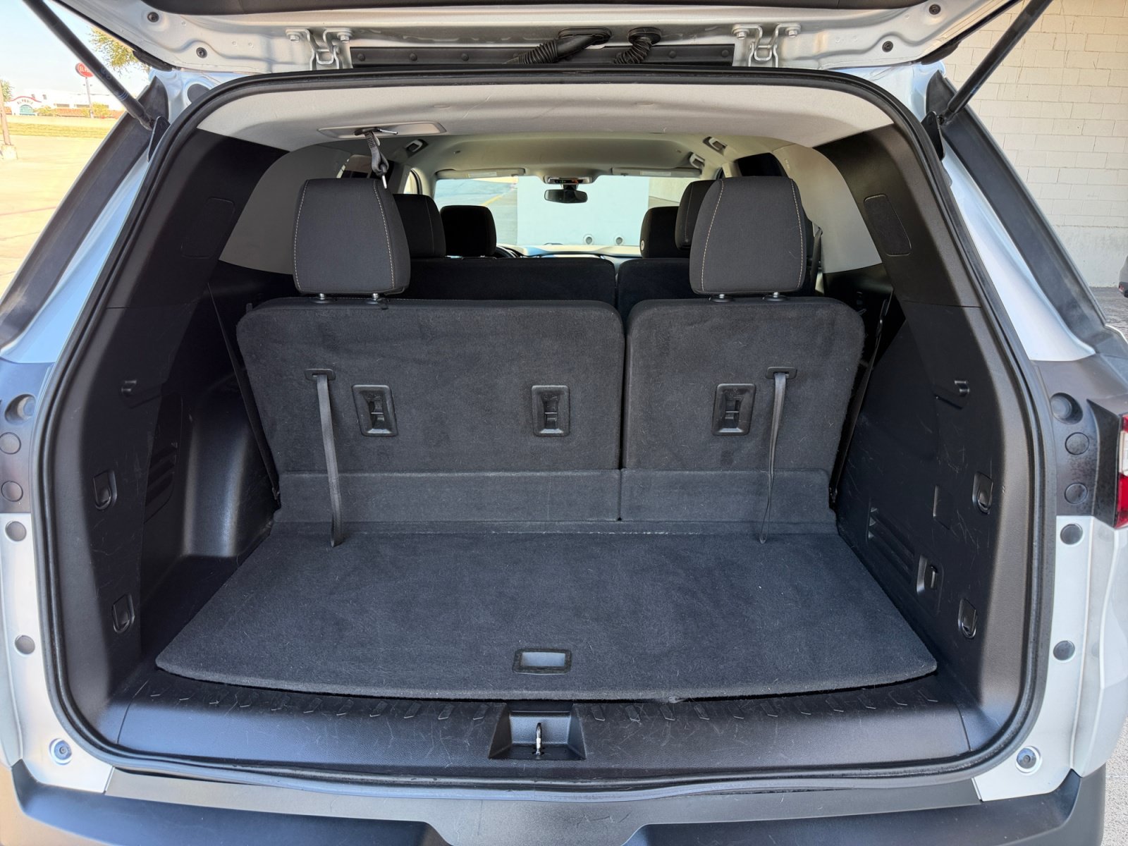 Used 2020 Chevrolet Traverse LS w/ LPO, Blackout Package FWD image 29