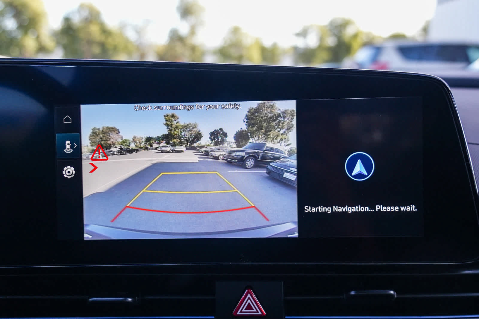 Used 2025 Hyundai Elantra SEL FWD image 24