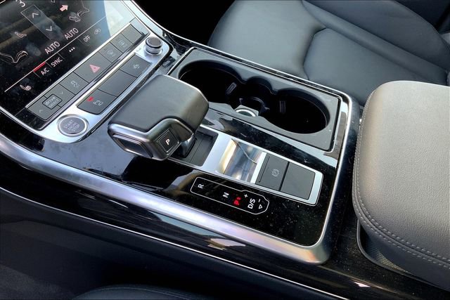 Used 2021 Audi Q7 3.0T Premium Plus image 16