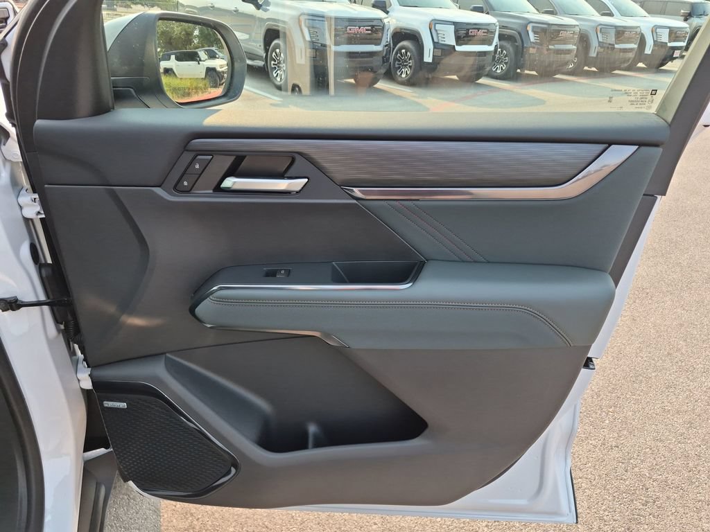 New 2027 GMC Acadia AT4 w/ Luxury Package AWD/4WD image 39