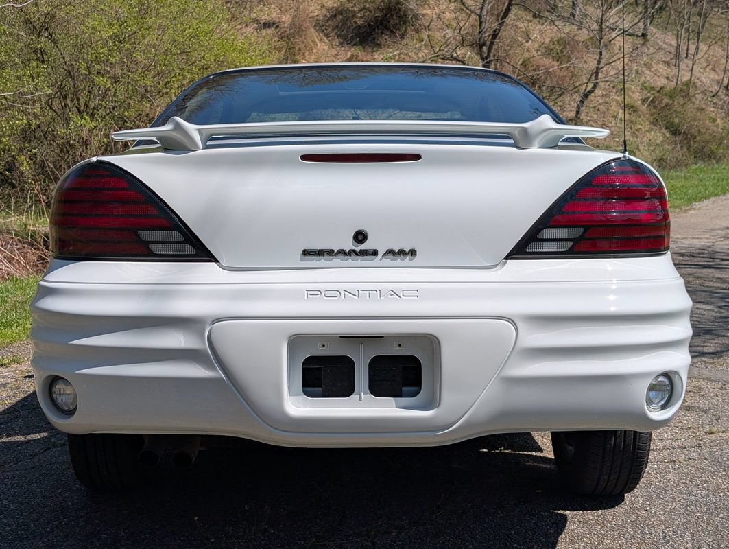 Used 2001 Pontiac Grand Am SE w/ Solid Value Appearance Pkg FWD image 19