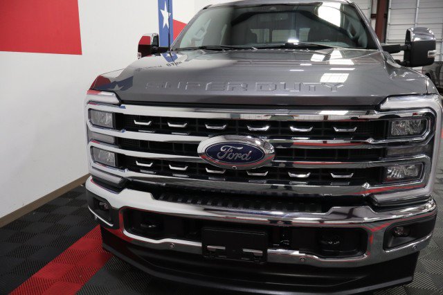 Used 2024 Ford F350 Lariat w/ Lariat Ultimate Package AWD/4WD image 5