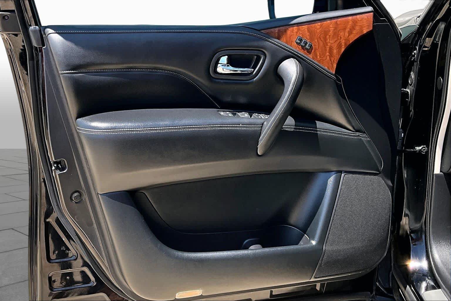 Used 2019 INFINITI QX80 Luxe w/ Proassist Package RWD image 22