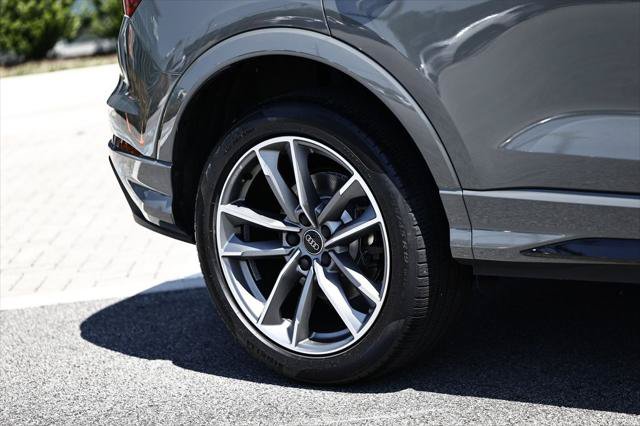 Certified 2023 Audi Q3 2.0T Premium w/ Black Optic Sport Package AWD/4WD image 6