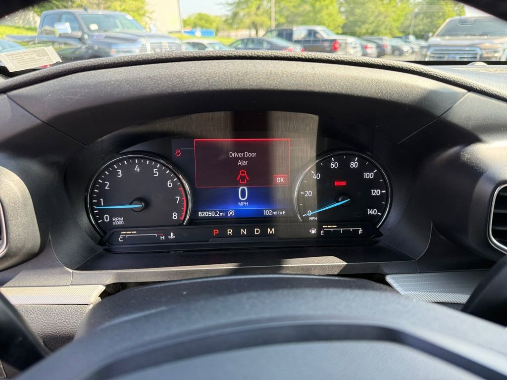 Used 2020 Ford Explorer XLT w/ Equipment Group 202A AWD/4WD image 16