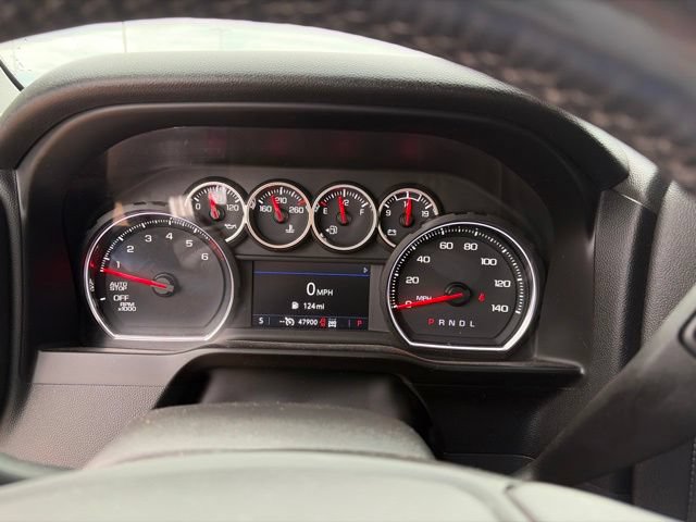 Used 2020 Chevrolet Silverado 1500 LT Trail Boss w/ Midnight Edition AWD/4WD image 15