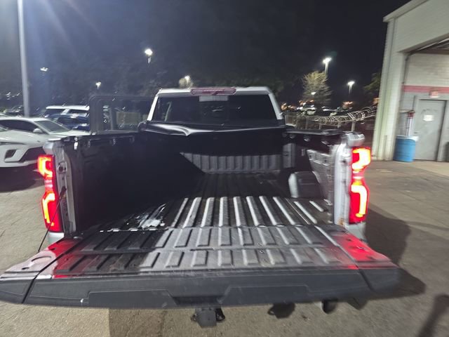 Used 2022 Chevrolet Silverado 2500 LTZ w/ LTZ Plus Package image 12