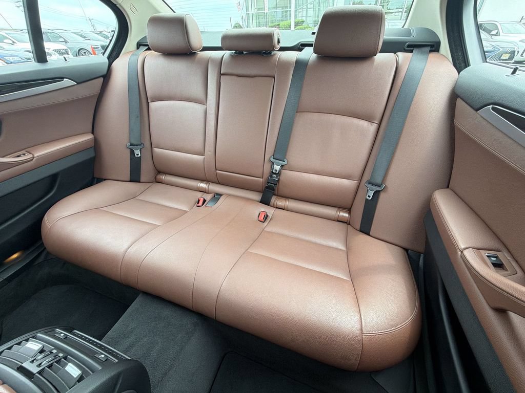 Used 2016 BMW 528i xDrive Sedan AWD/4WD image 21