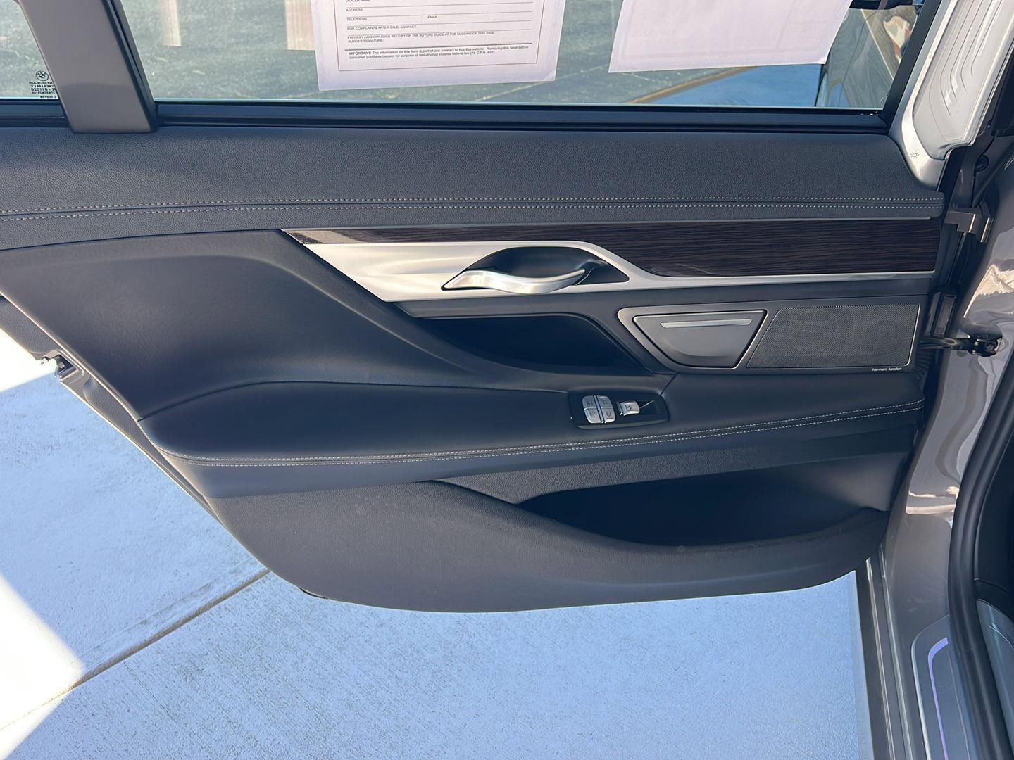 Used 2020 BMW 740i image 19