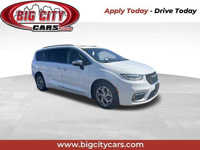 Used 2023 Chrysler Pacifica Limited