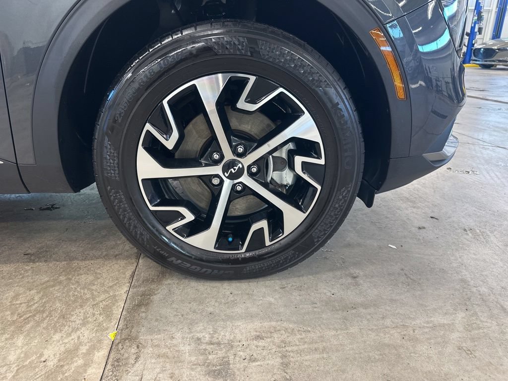 Certified 2024 Kia Sportage EX AWD/4WD image 39