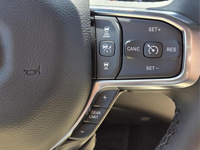 New 2027 RAM 1500 Laramie w/ Night Edition AWD/4WD image 31