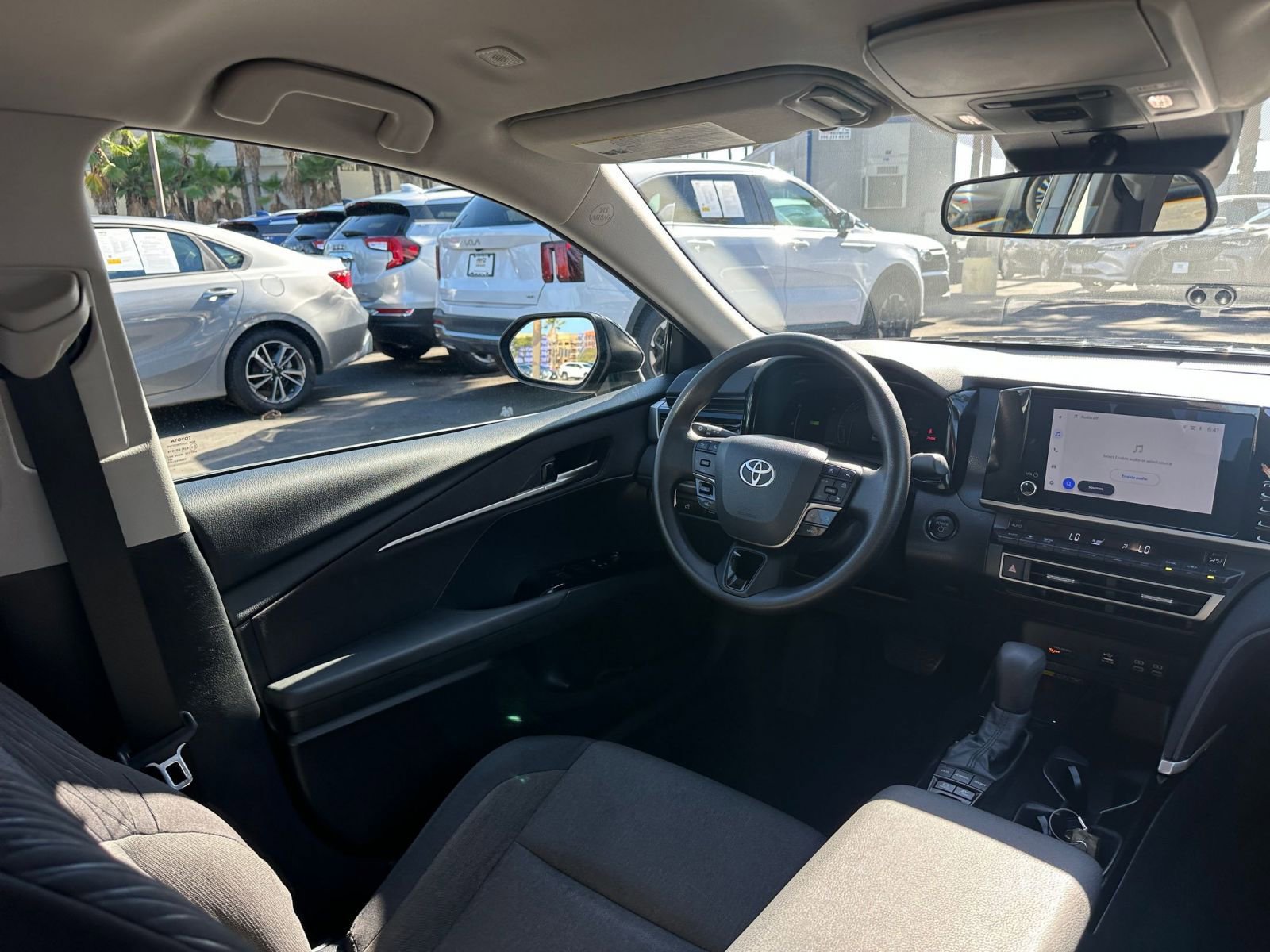 Used 2025 Toyota Camry LE image 33