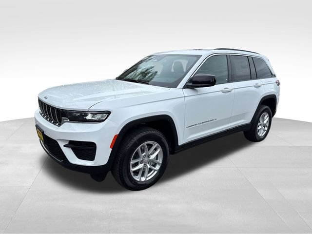 New 2026 Jeep Grand Cherokee Laredo X AWD/4WD image 3
