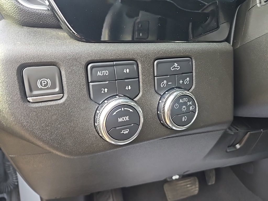 Used 2024 GMC Sierra 1500 Elevation w/ Preferred Package AWD/4WD image 14