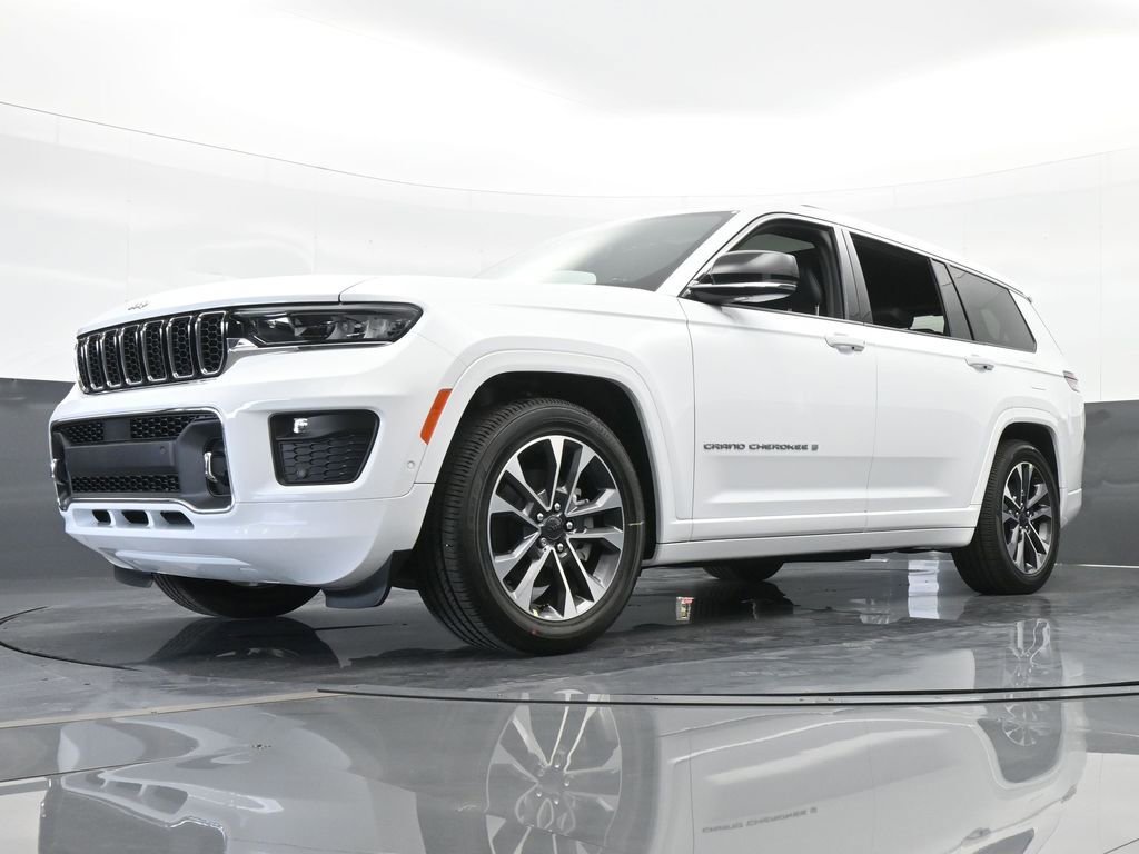 Used 2024 Jeep Grand Cherokee L Overland image 48