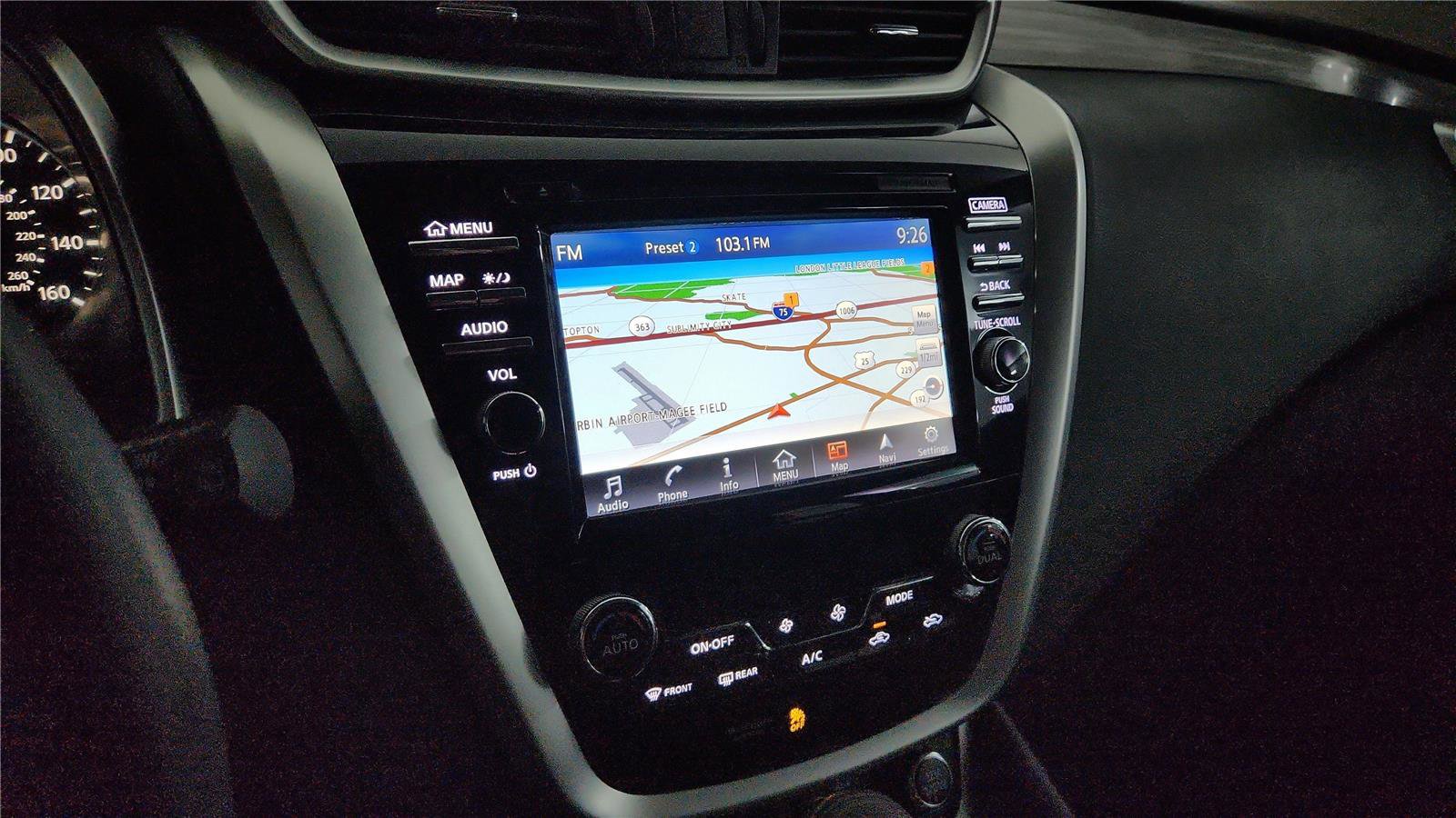 Used 2018 Nissan Murano S image 25