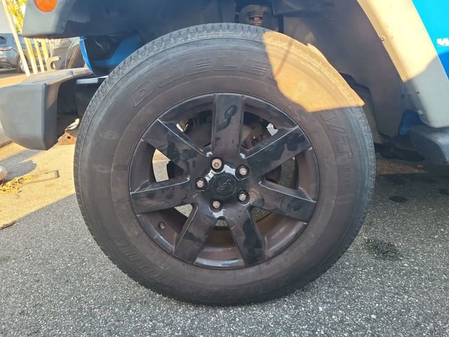 Used 2012 Jeep Wrangler Sport w/ Connectivity Group image 9