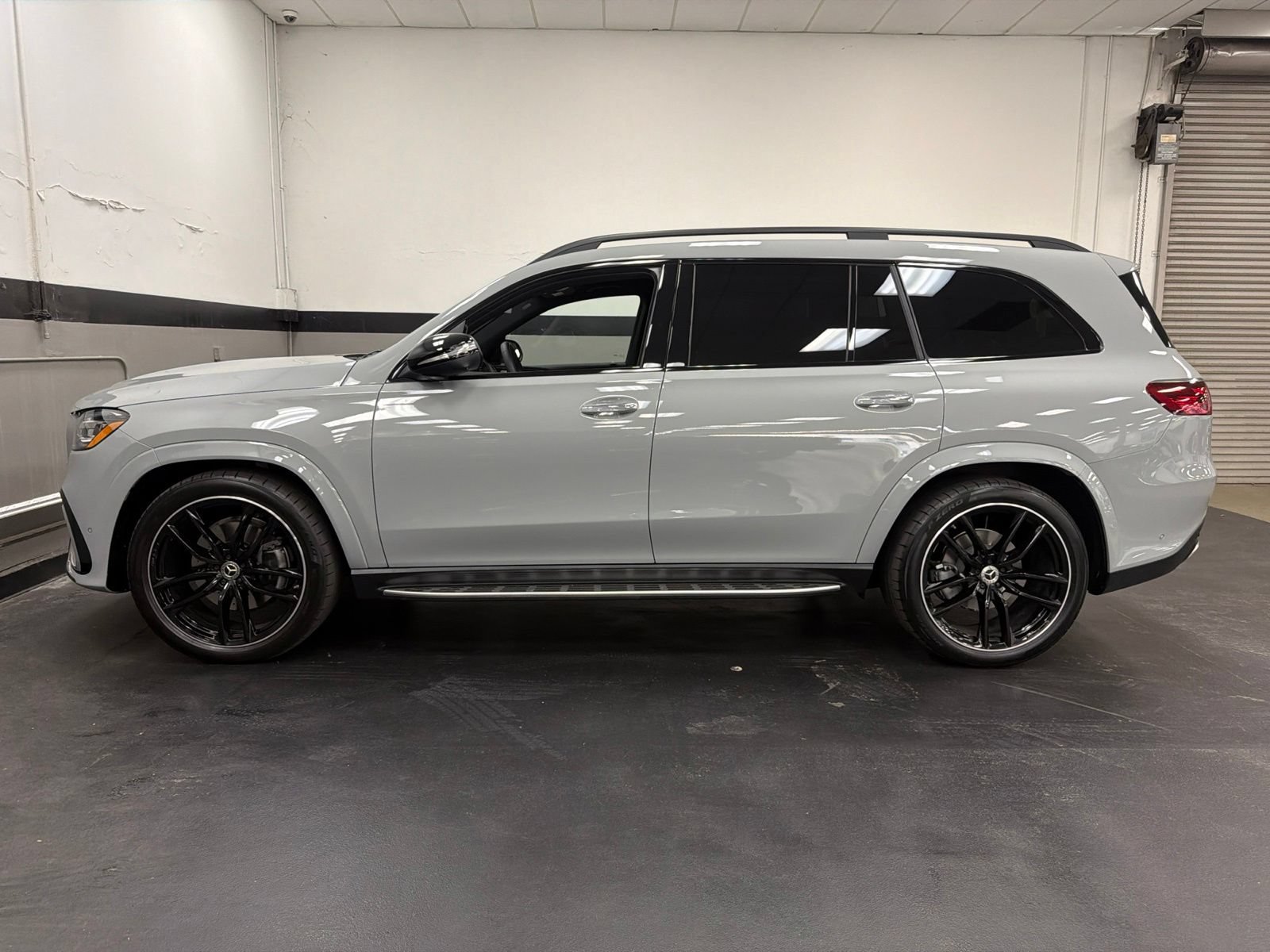 Used 2026 Mercedes-Benz GLS 580 4MATIC image 10