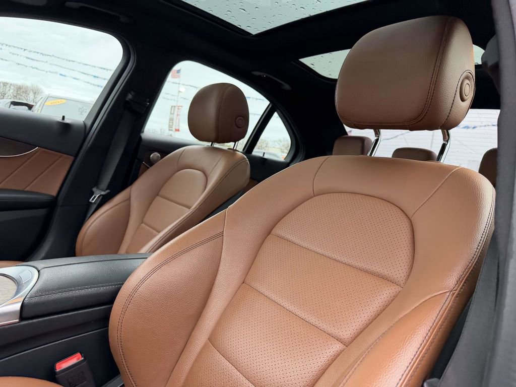Used 2020 Mercedes-Benz C 300 4MATIC Sedan image 10