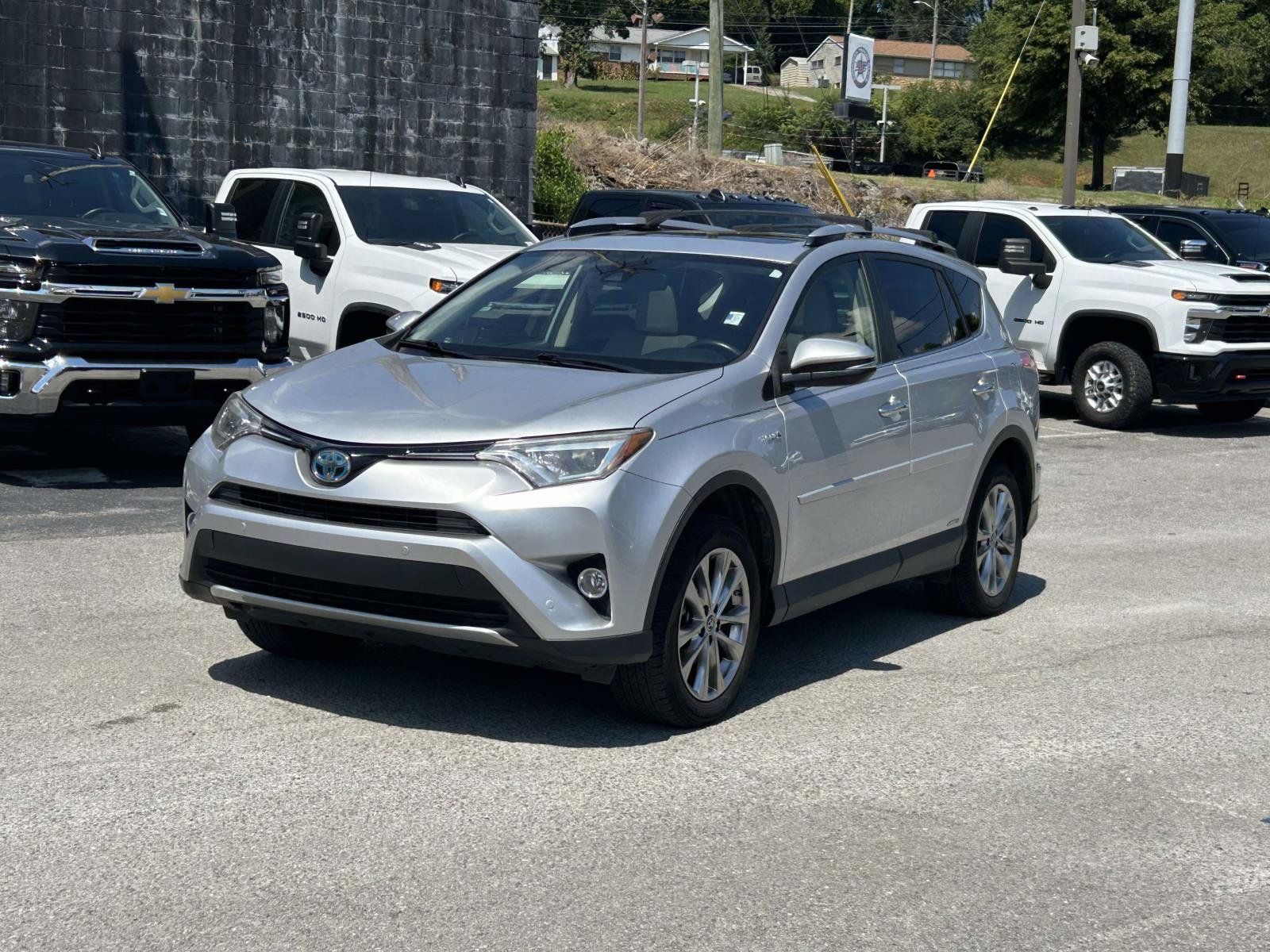 Used 2016 Toyota RAV4 Limited AWD/4WD image 3
