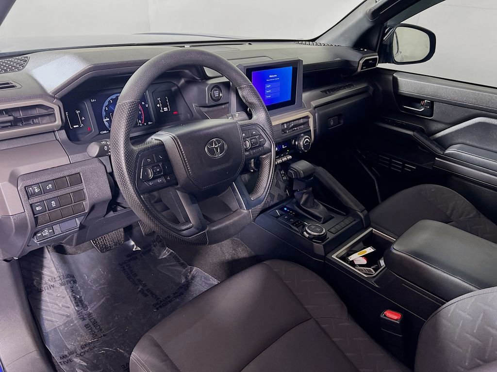 Certified 2024 Toyota Tacoma SR5 AWD/4WD image 10