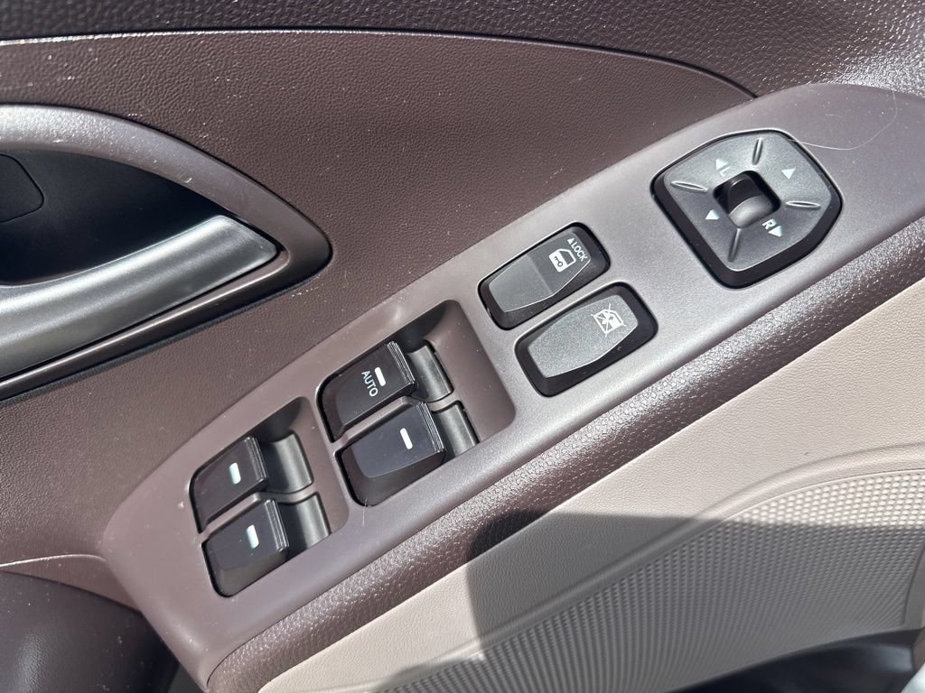 Used 2015 Hyundai Tucson GLS AWD/4WD image 17