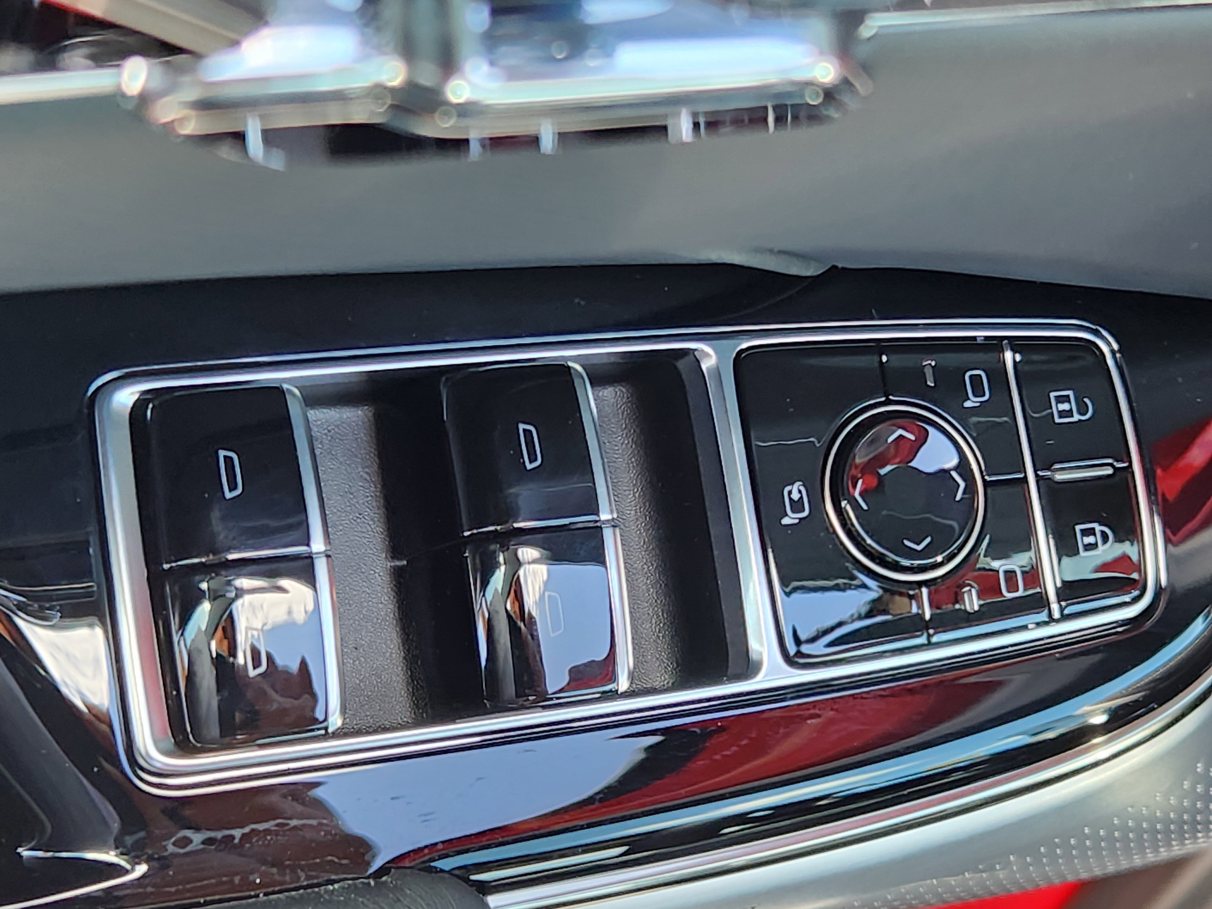 New 2026 Cadillac Lyriq V w/ Exterior Carbon Fiber Package image 19