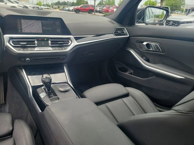 Used 2019 BMW 330i Sedan w/ Convenience Package RWD image 30