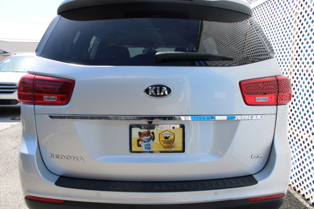 Used 2021 Kia Sedona EX FWD image 7