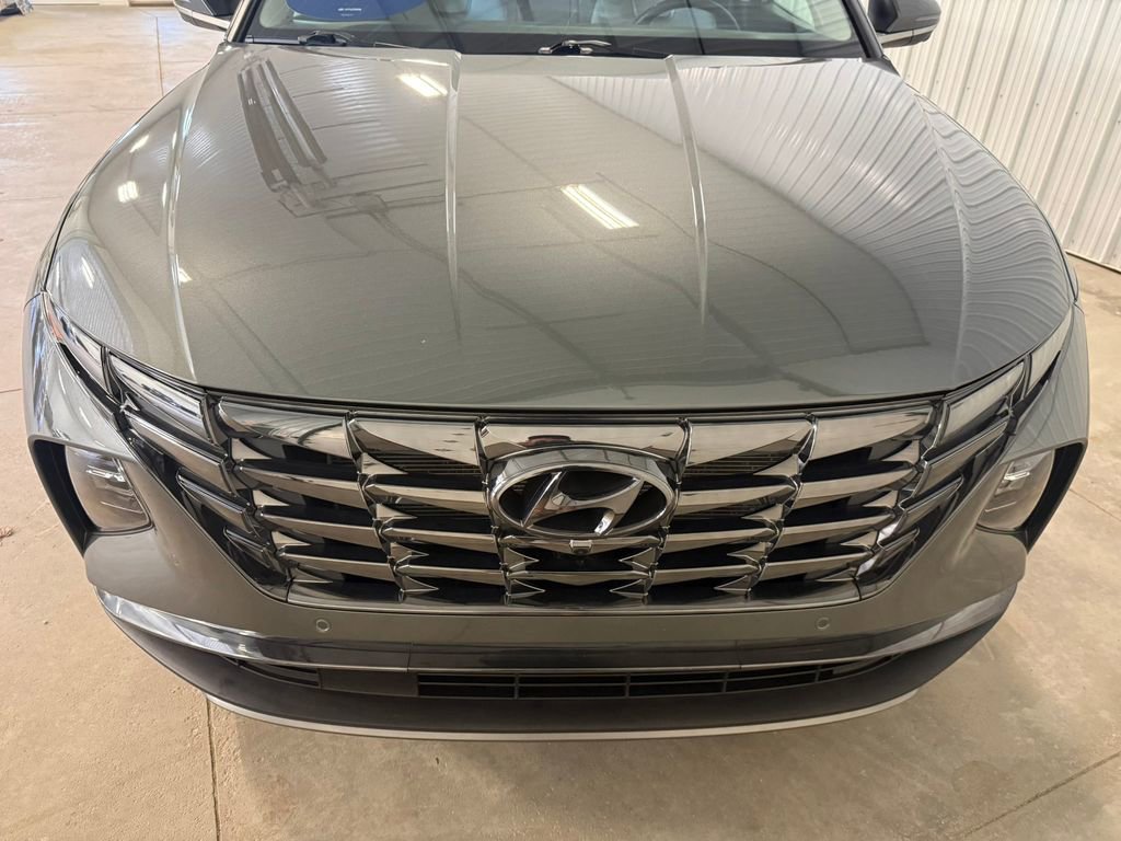 Certified 2023 Hyundai Tucson Limited AWD/4WD image 4