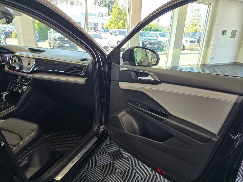 Used 2022 Volkswagen Taos SEL AWD/4WD image 41