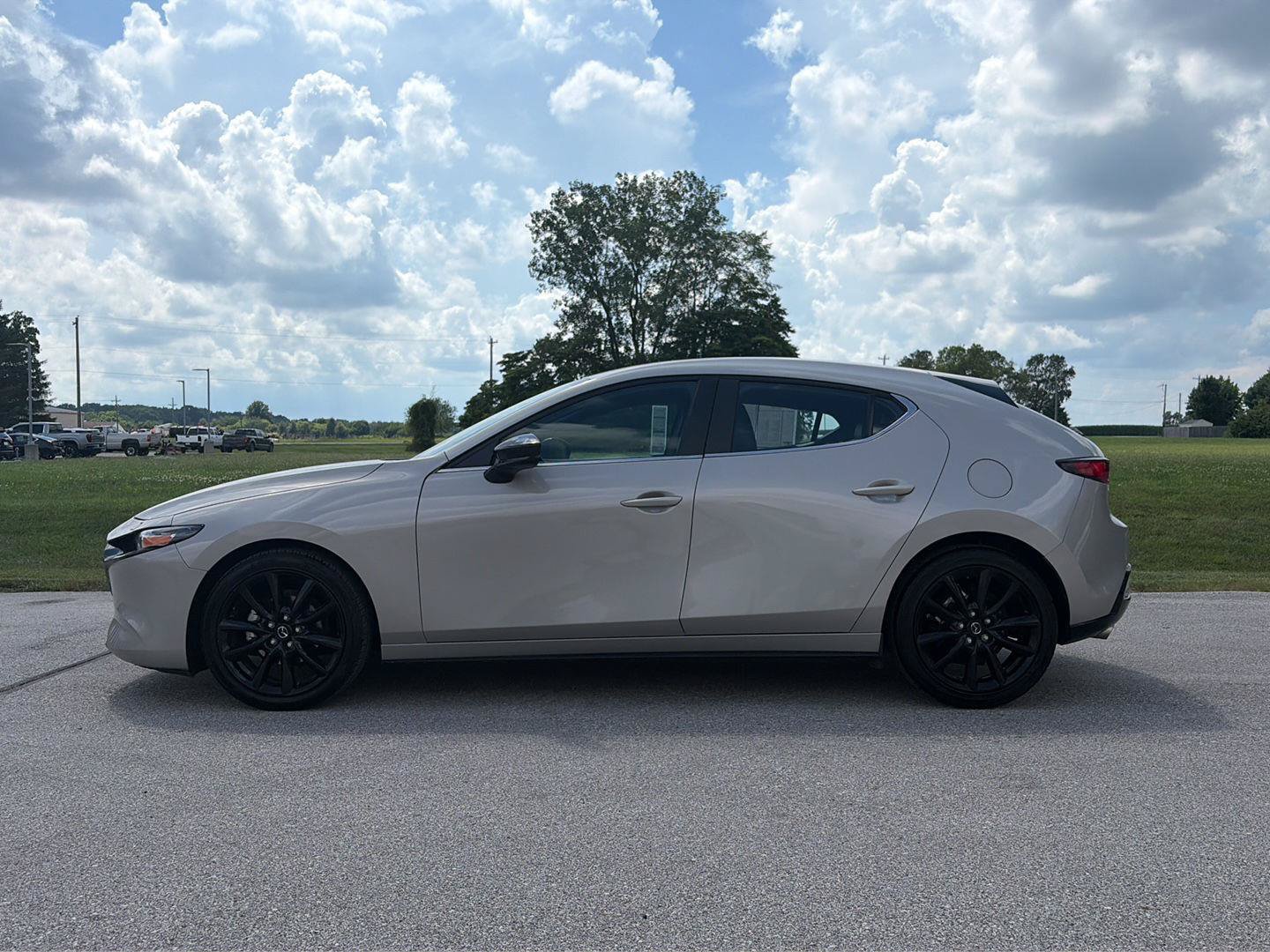 Used 2024 MAZDA MAZDA3 s FWD image 2