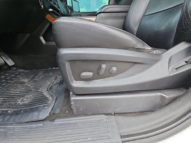 Used 2018 Chevrolet Silverado 2500 High Country w/ Duramax Plus Package AWD/4WD image 23