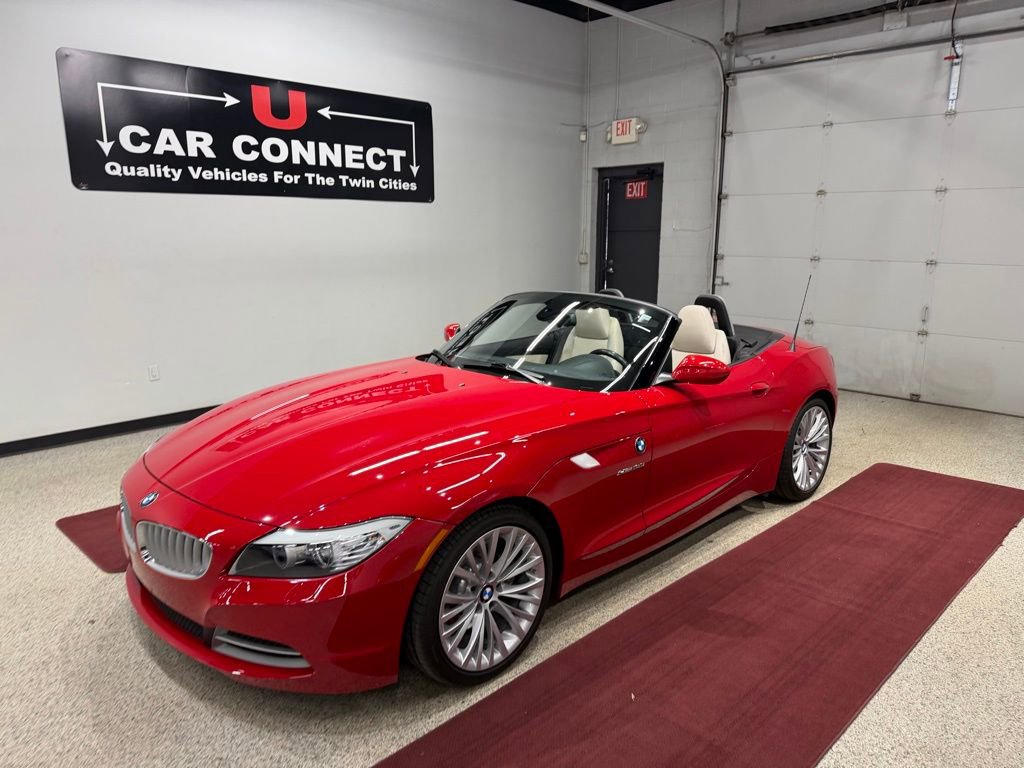 Used 2010 BMW Z4 sDrive35i image 3