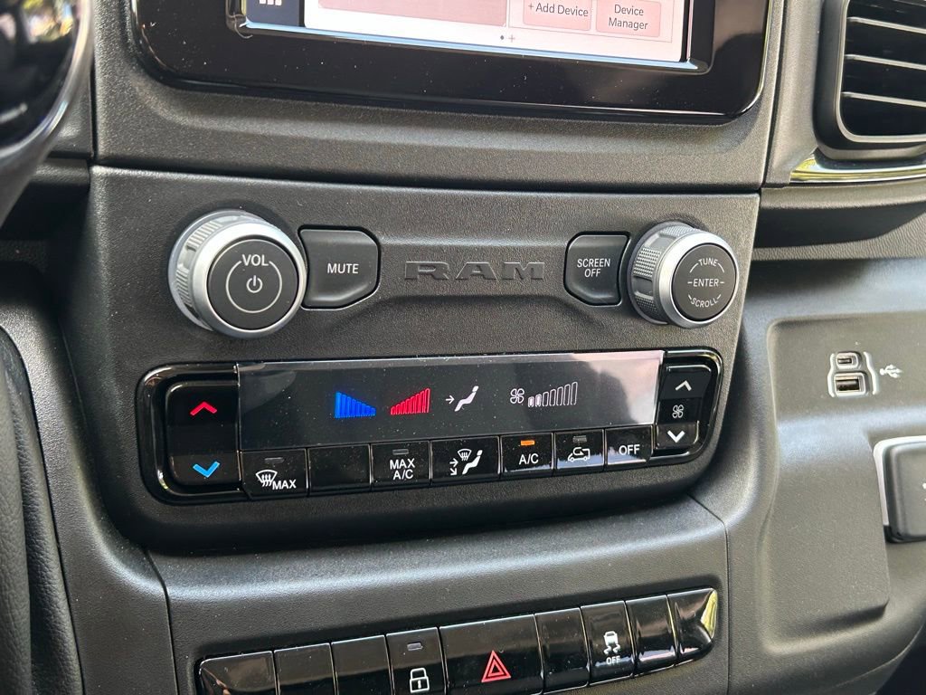 New 2025 RAM ProMaster 3500 w/ Crew Van Package image 48