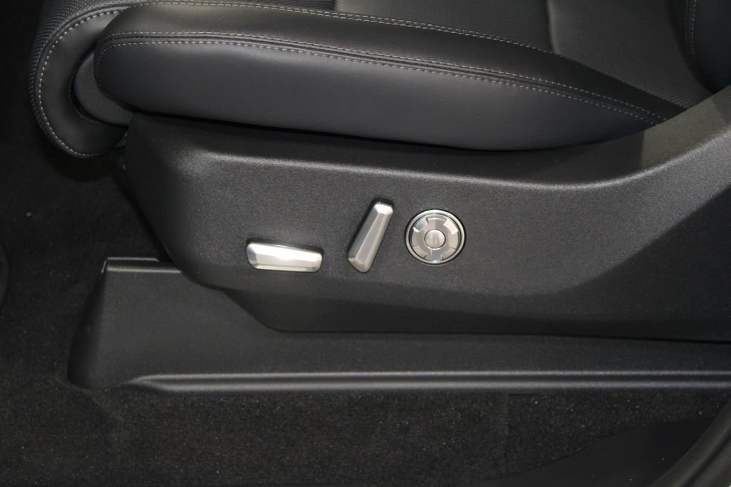 New 2025 Lincoln Navigator Reserve w/ Jet Appearance Package image 25