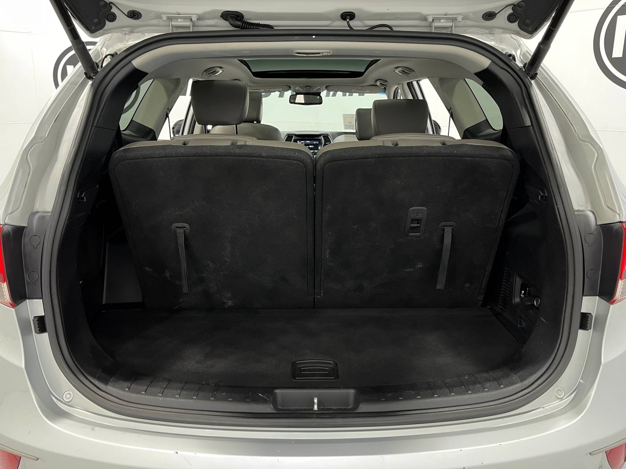 Used 2019 Hyundai Santa Fe XL AWD/4WD image 26