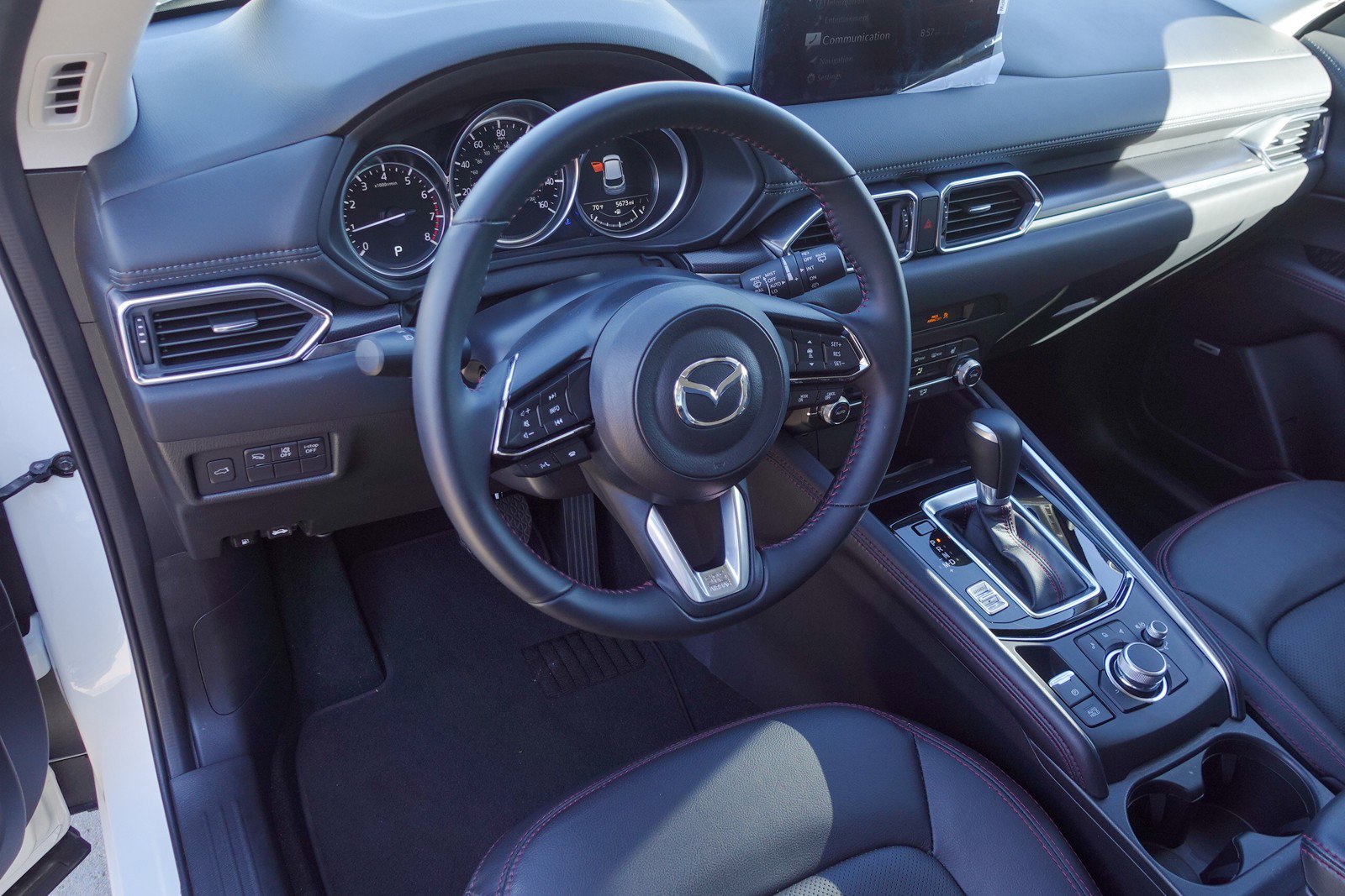 Used 2025 MAZDA CX-5 Carbon Edition image 9