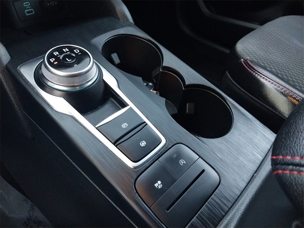 Used 2023 Ford Escape ST-Line image 18