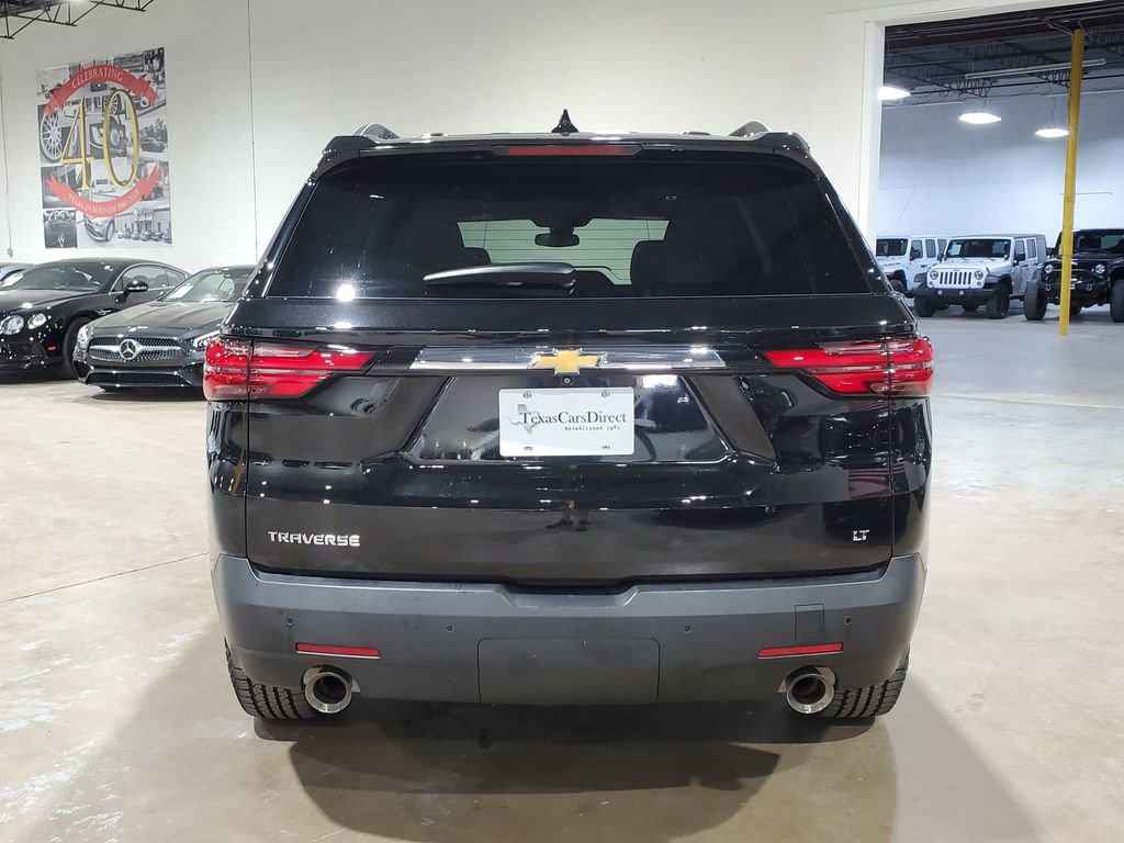 Used 2022 Chevrolet Traverse LT image 10