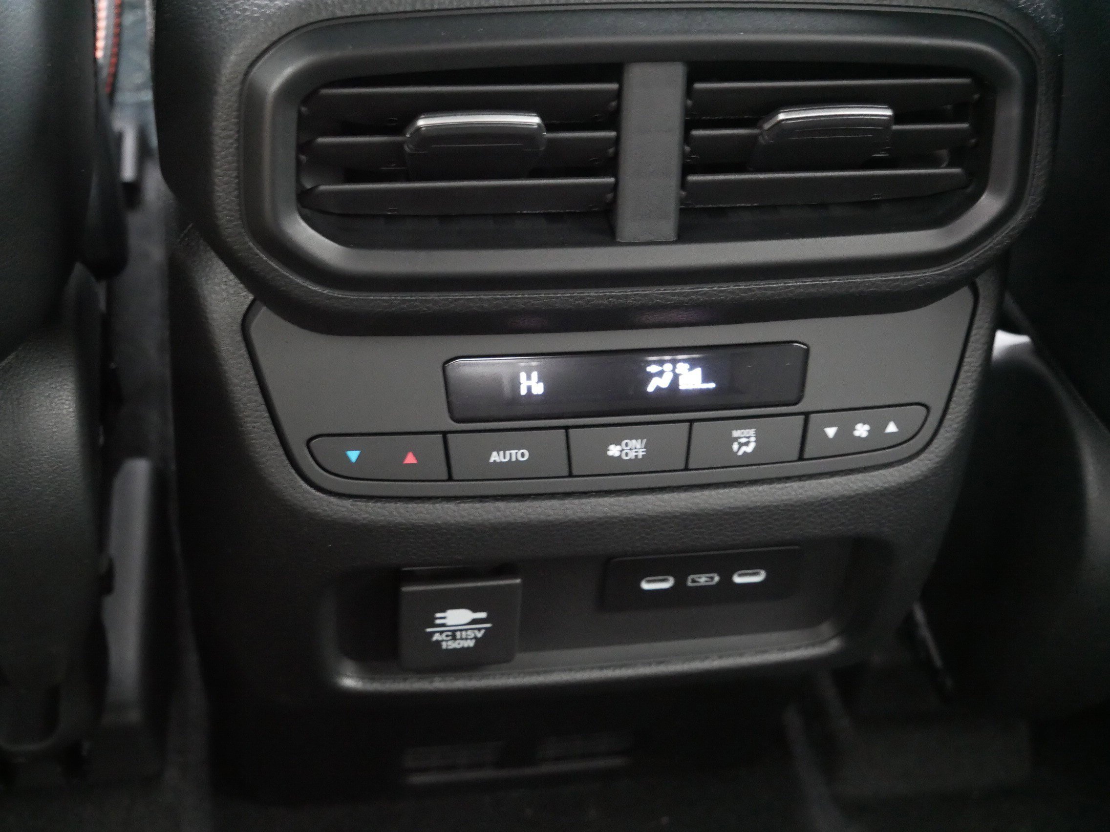 New 2025 Honda Pilot TrailSport image 17