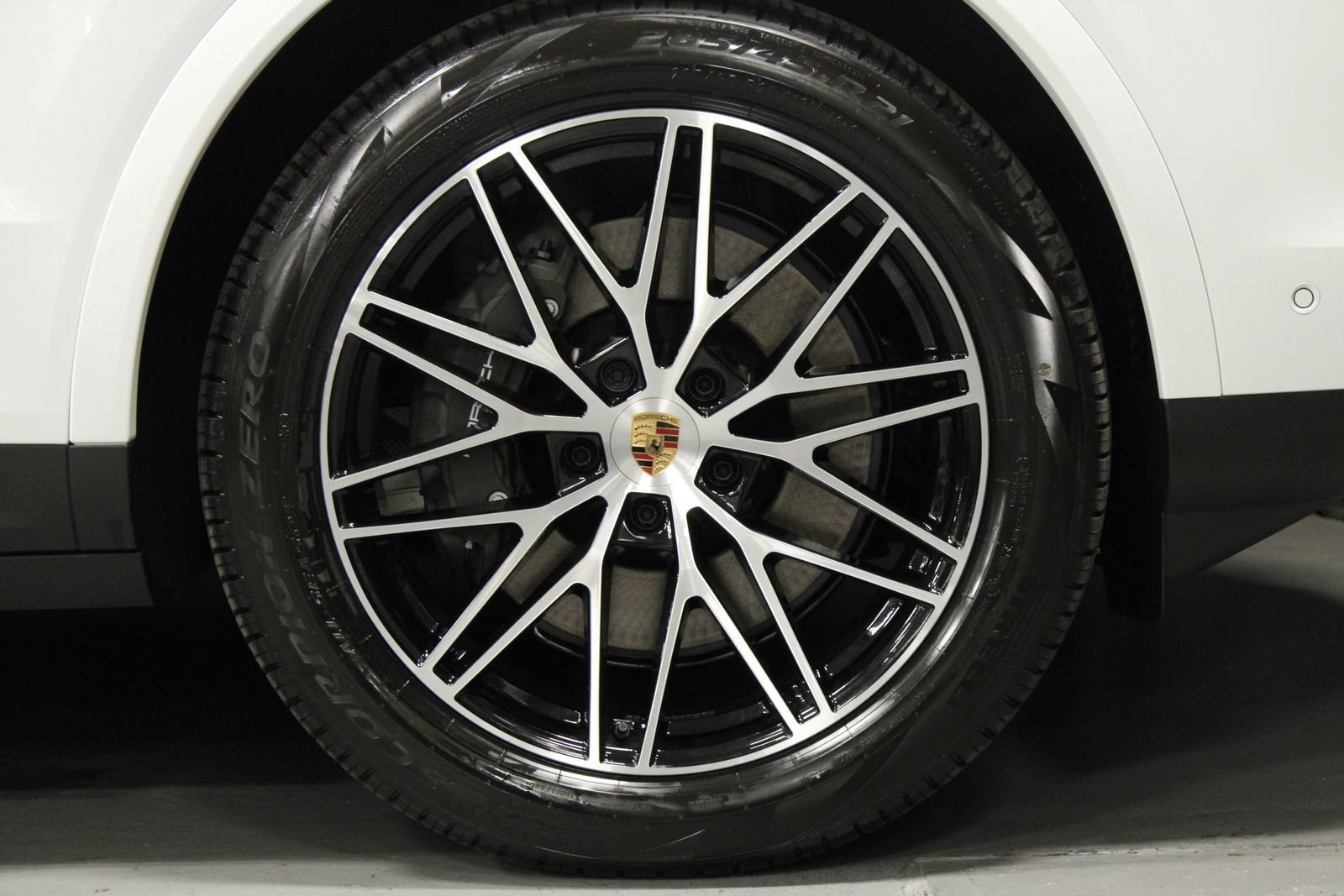 New 2026 Porsche Cayenne AWD/4WD image 9