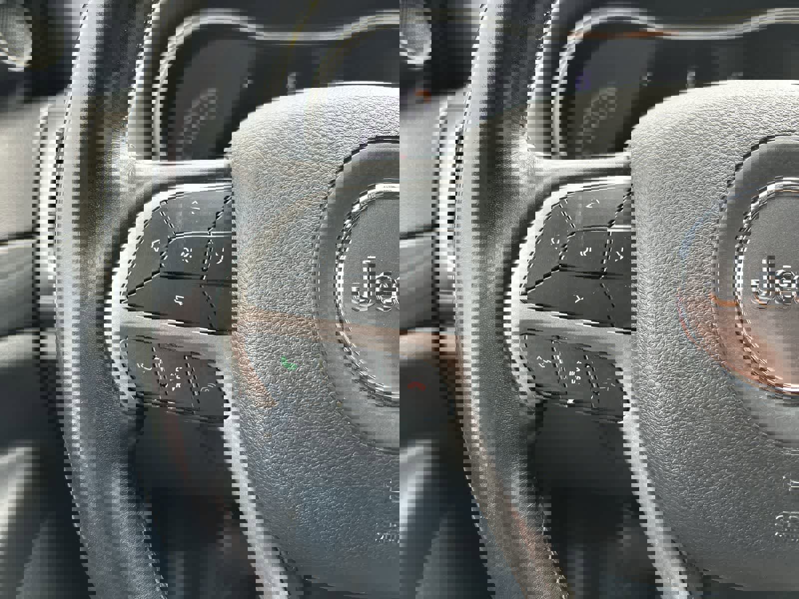 Certified 2020 Jeep Grand Cherokee Altitude image 10