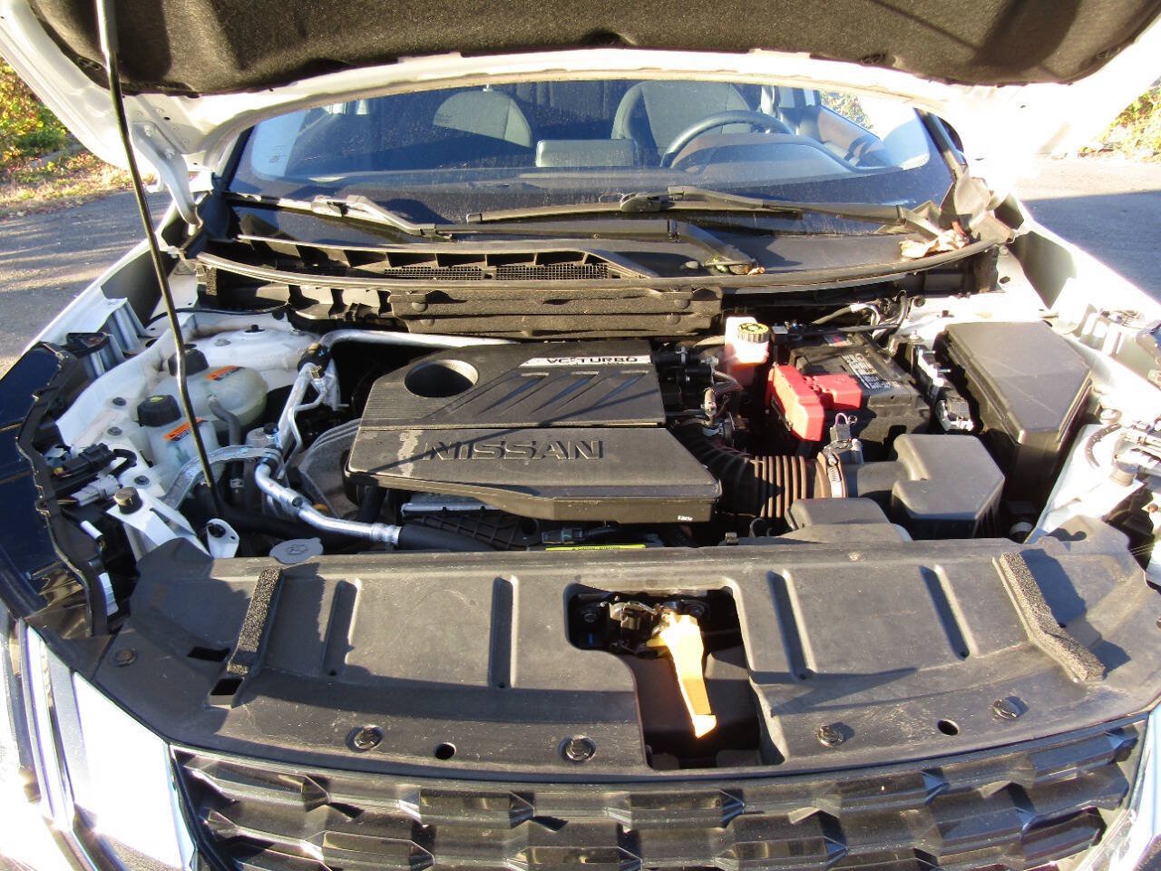 Used 2023 Nissan Rogue S AWD/4WD image 22