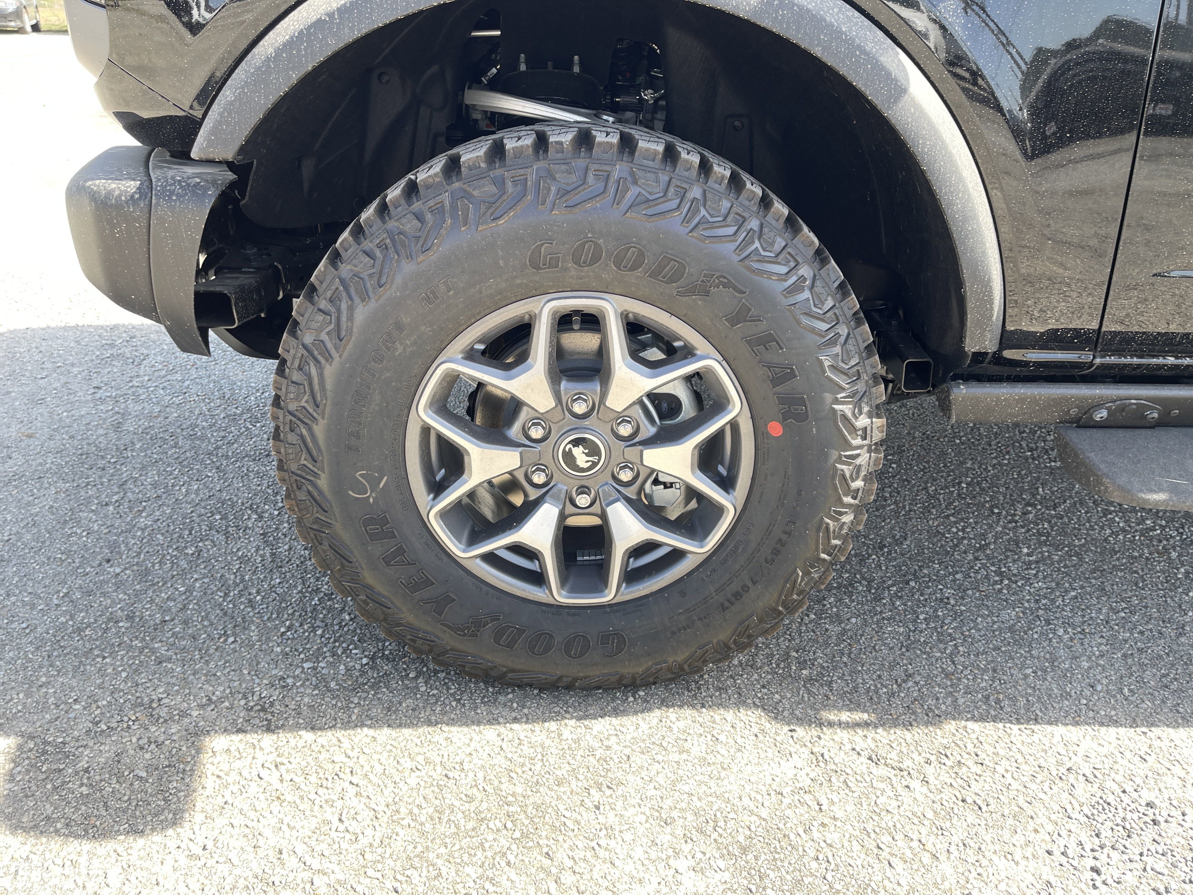 New 2025 Ford Bronco Badlands image 10