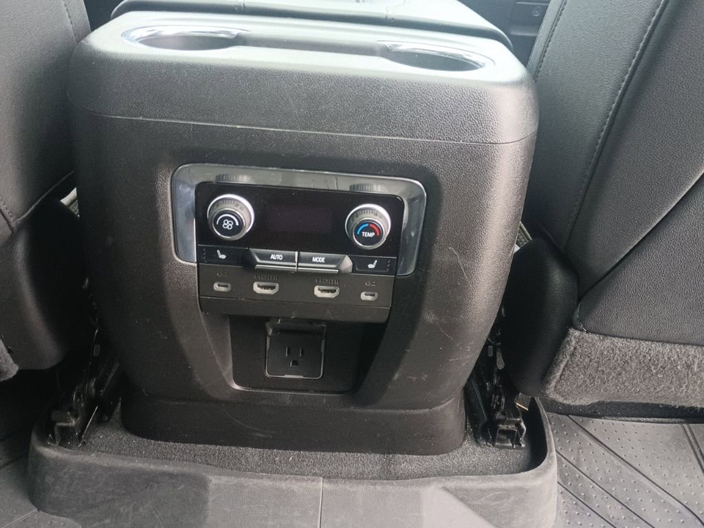 Used 2015 Chrysler 200 S w/ Comfort Group image 64